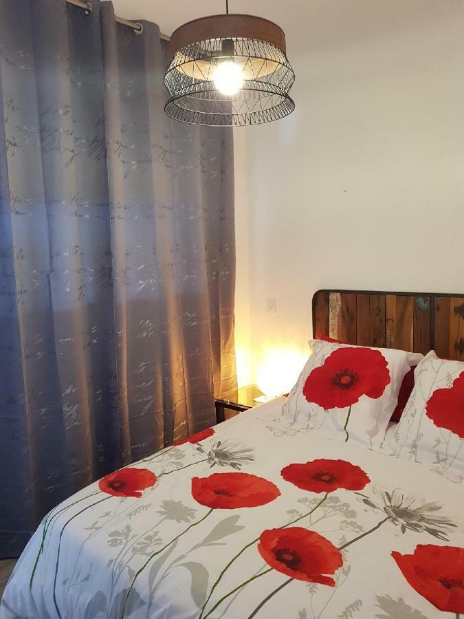 Lédenon Gite Les Coquelicots מראה חיצוני תמונה